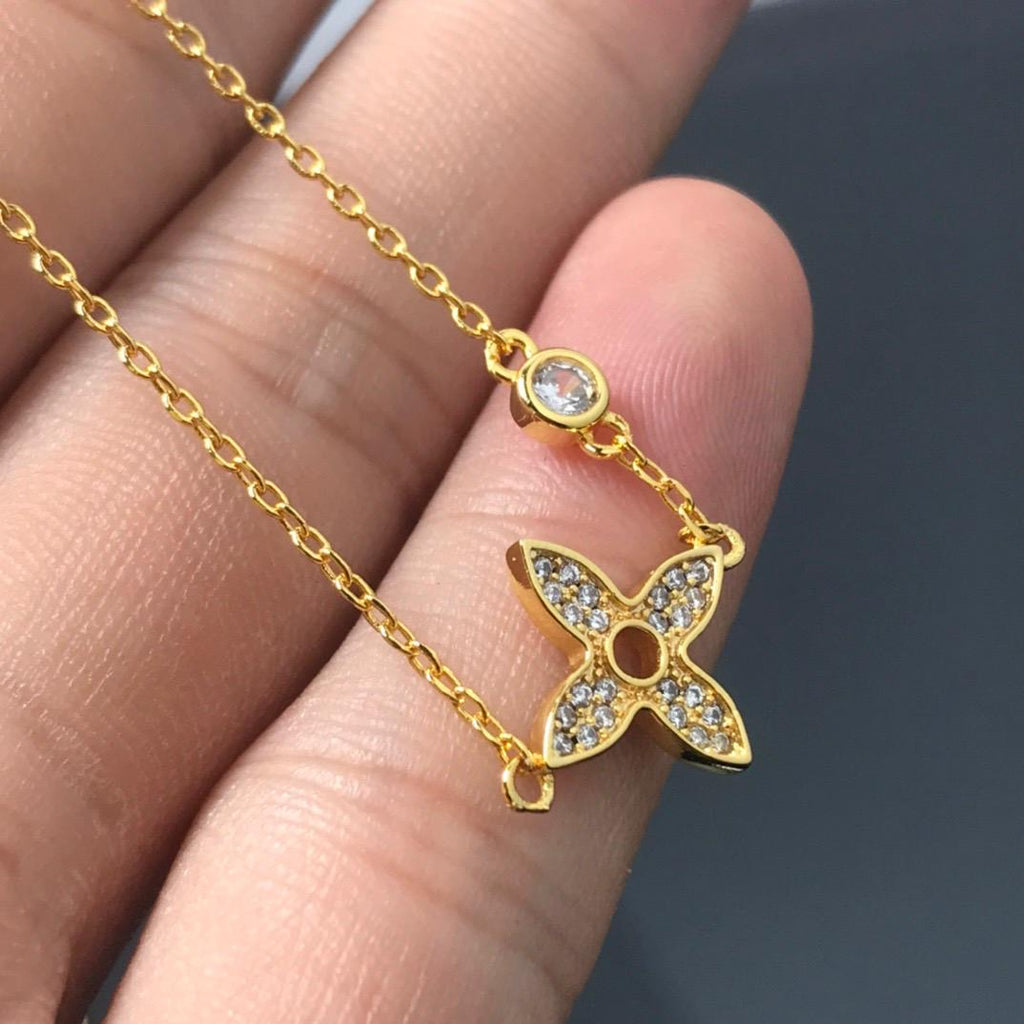 Collier X LV brillant