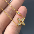 Collier X LV brillant